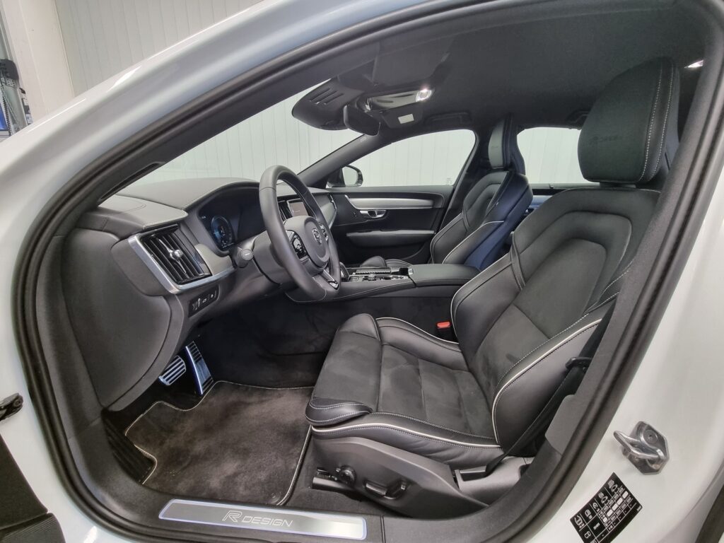 Volvo S90, image 3