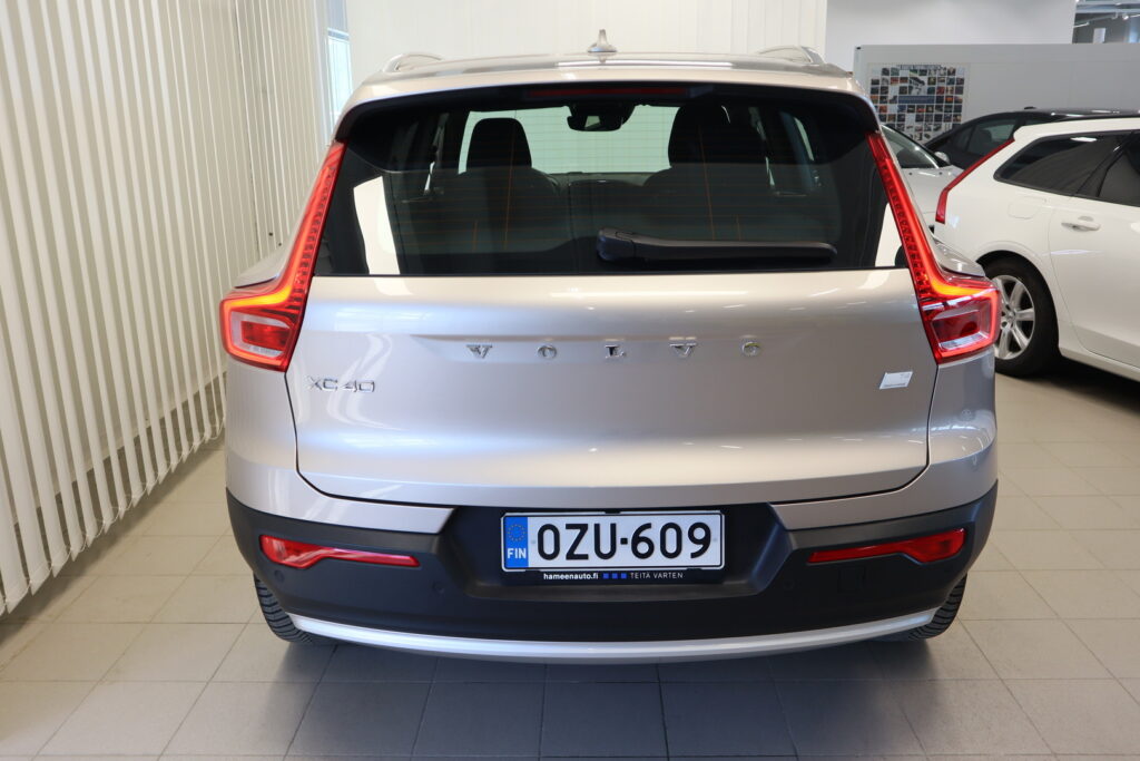 Volvo XC40, image 4