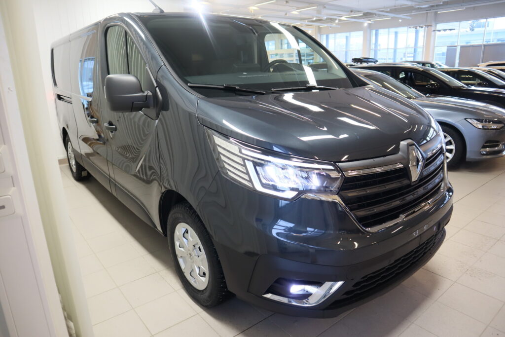 Renault Trafic, image 2