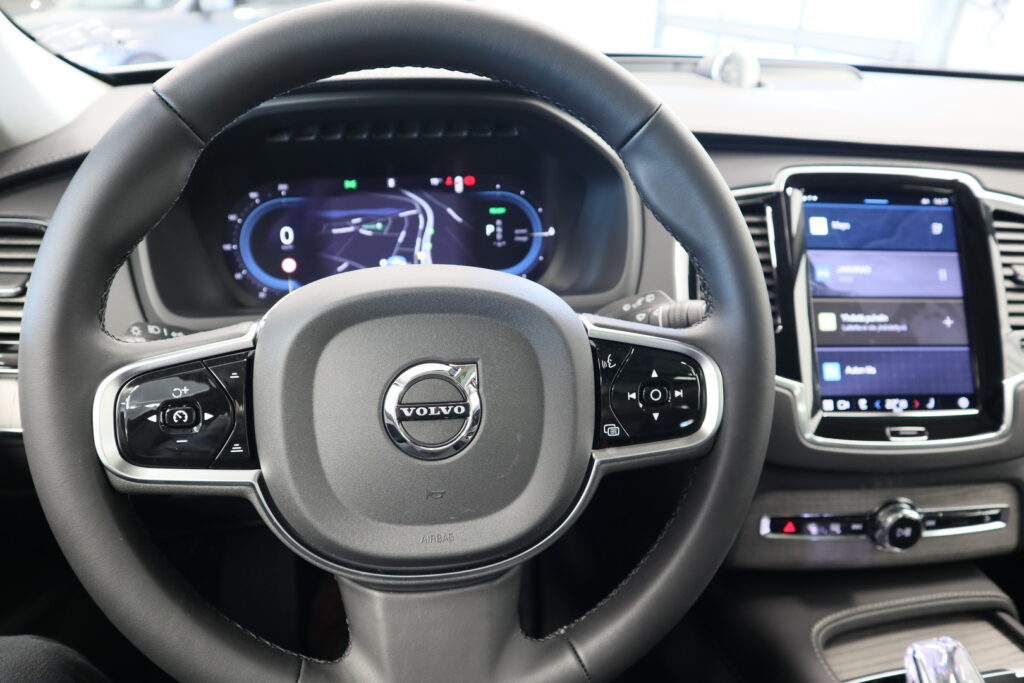 Volvo XC90, image 16