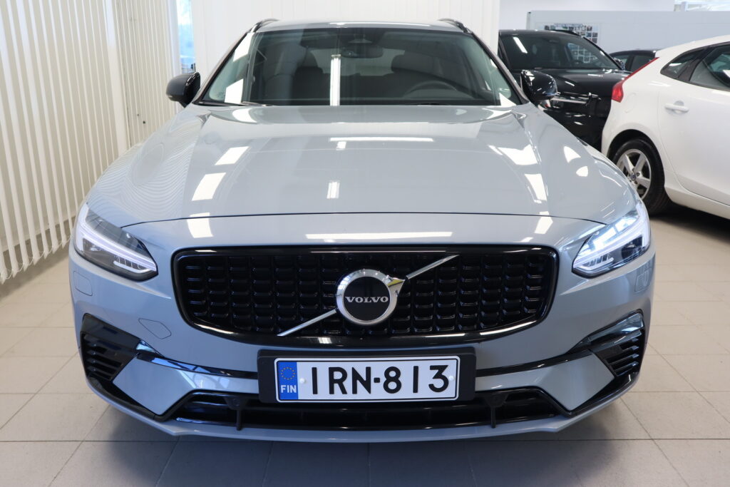 Volvo V90, image 2