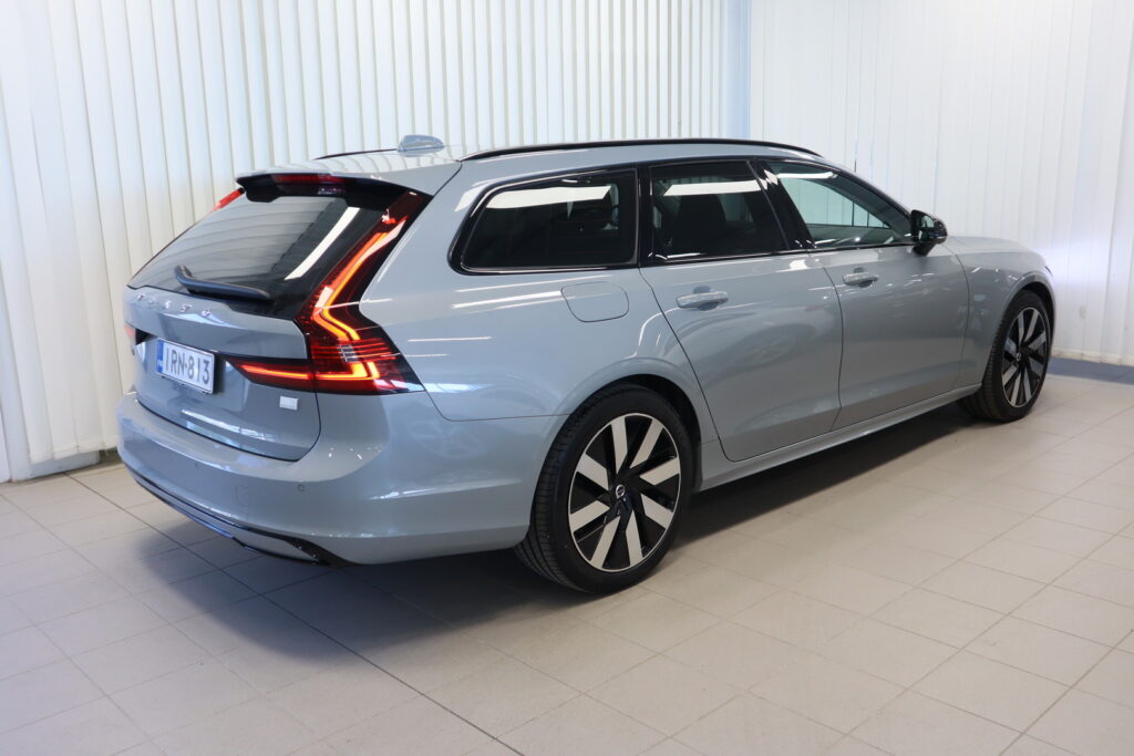 Volvo V90, image 3