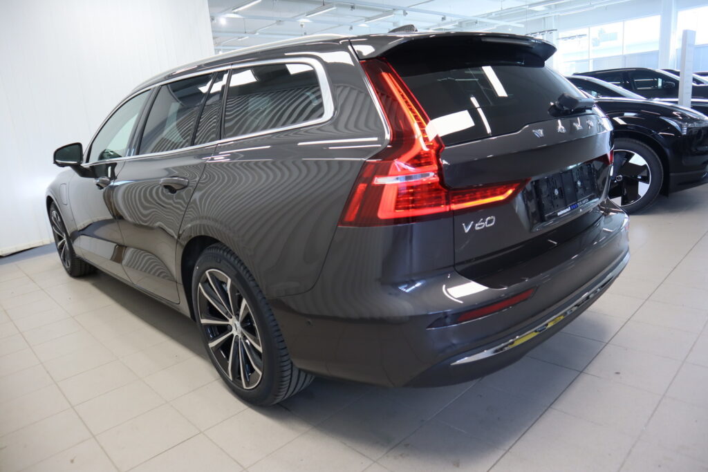 Volvo V60, image 3