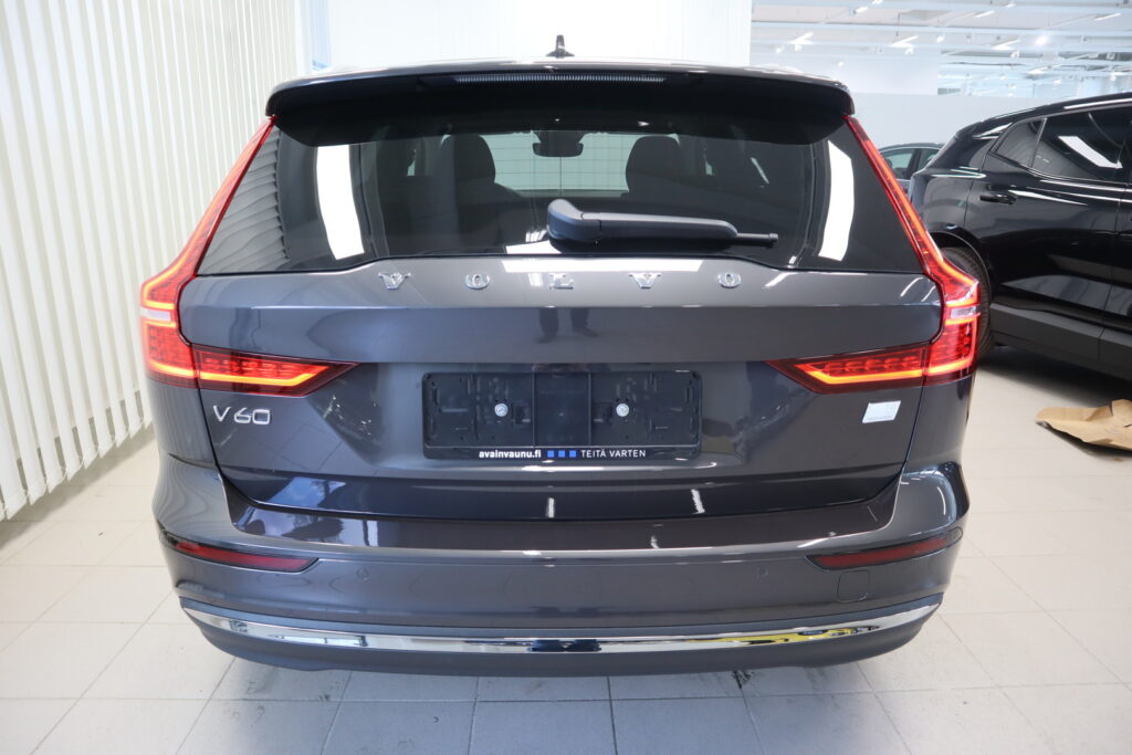 Volvo V60, image 4