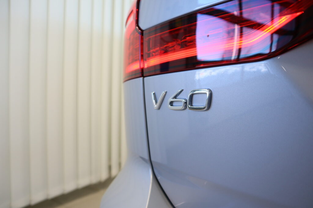 Volvo V60, image 14