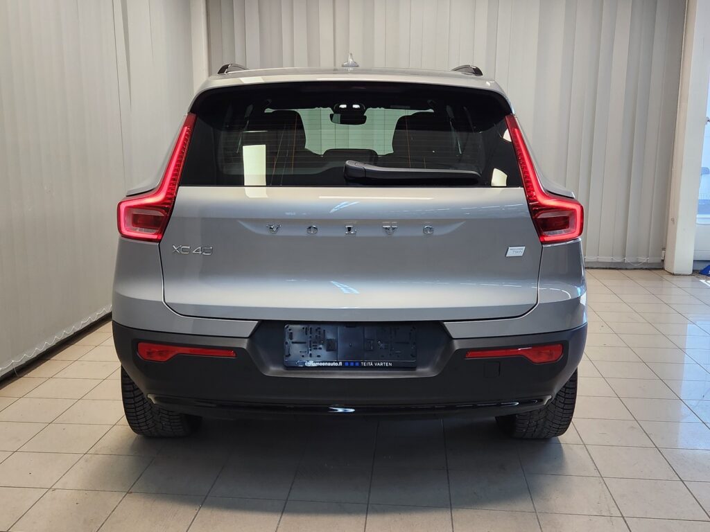 Volvo XC40, image 6