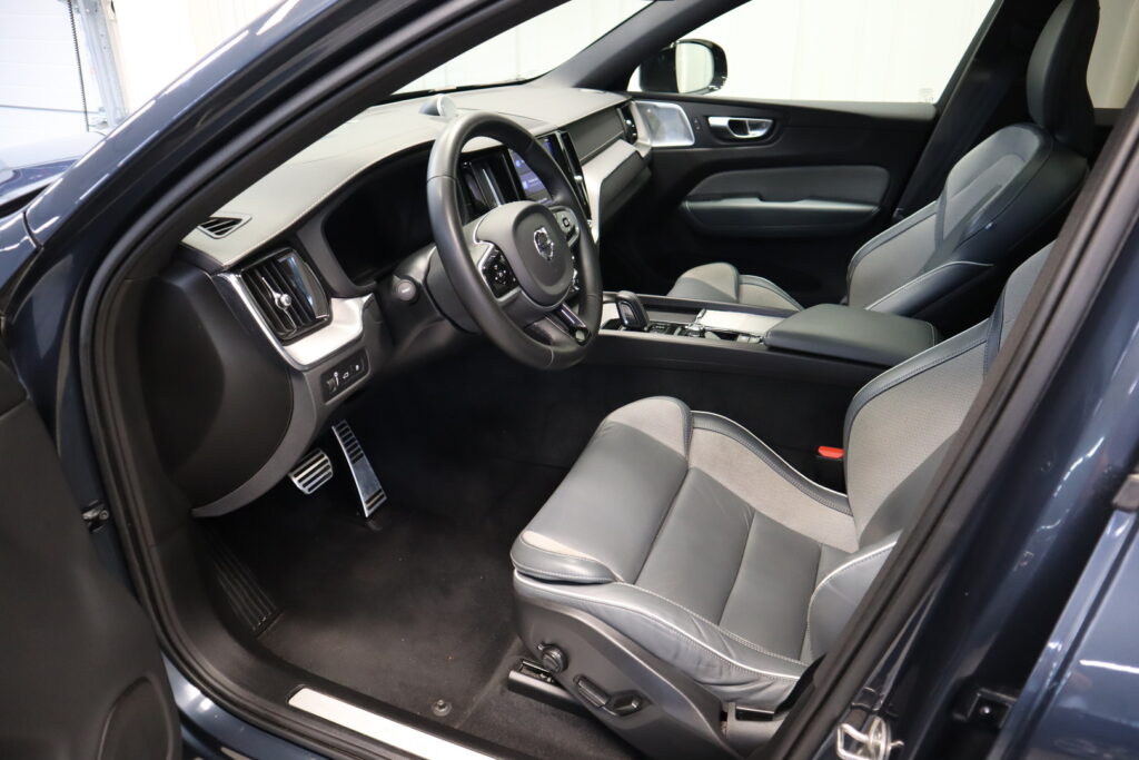 Volvo XC60, image 4