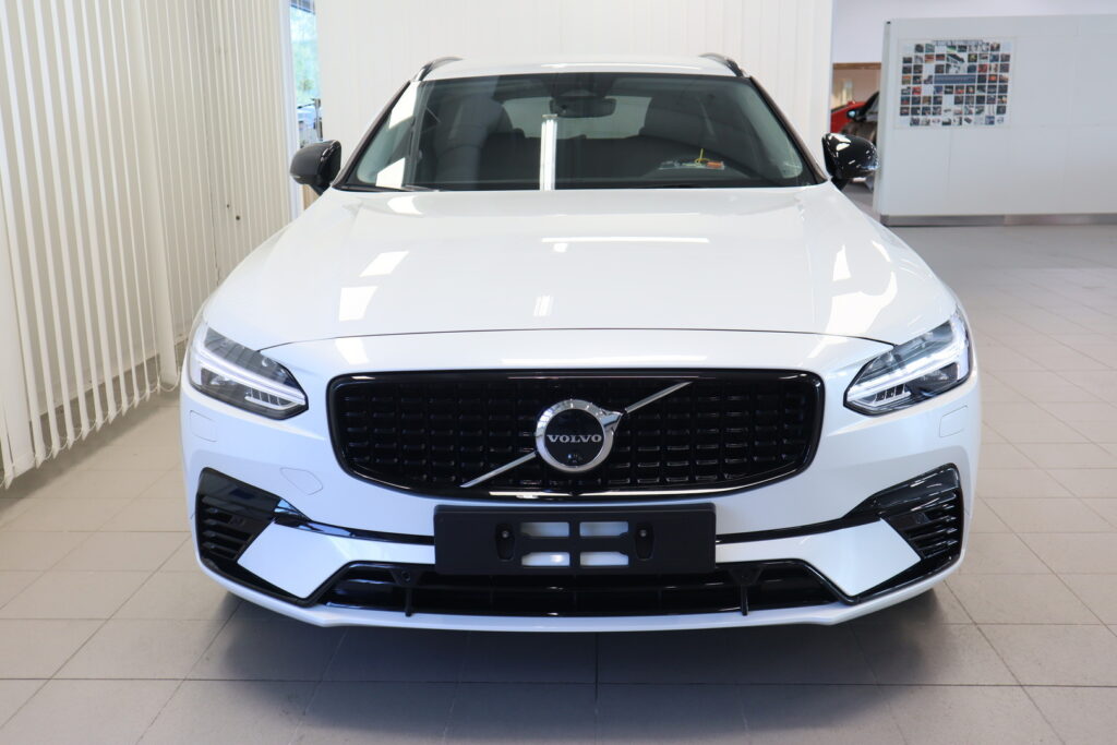 Volvo V90, image 2