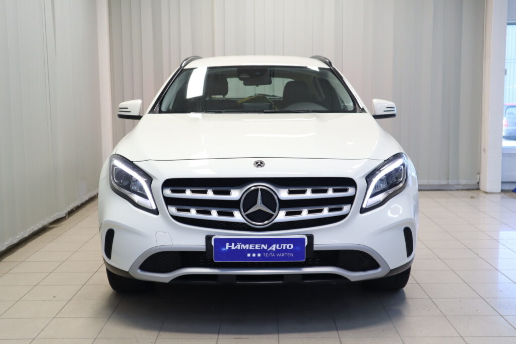 Mercedes-Benz GLA, image 3