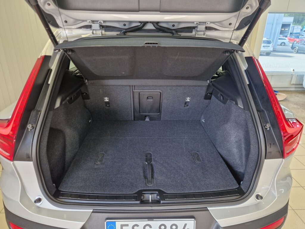 Volvo XC40, image 15