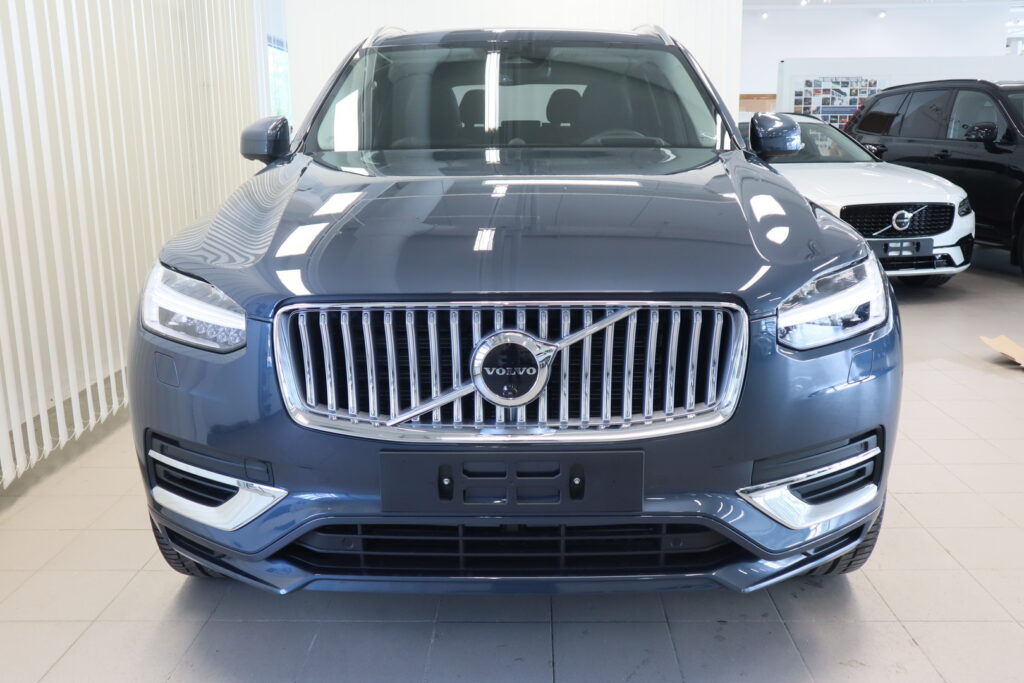 Volvo XC90, image 2