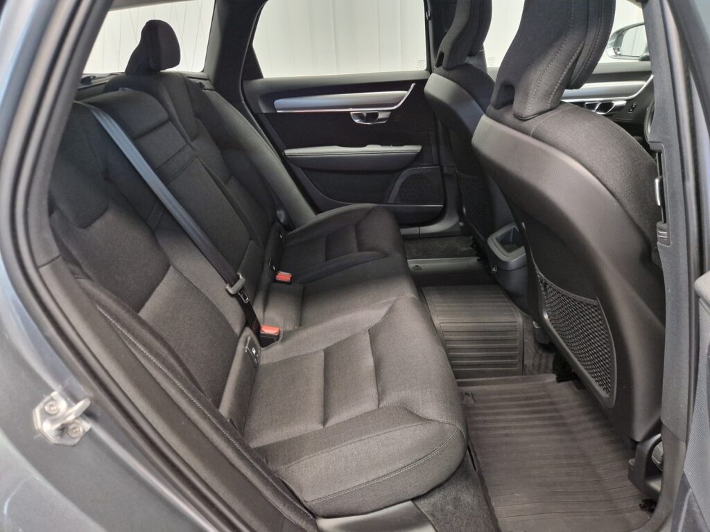 Volvo V90, image 18