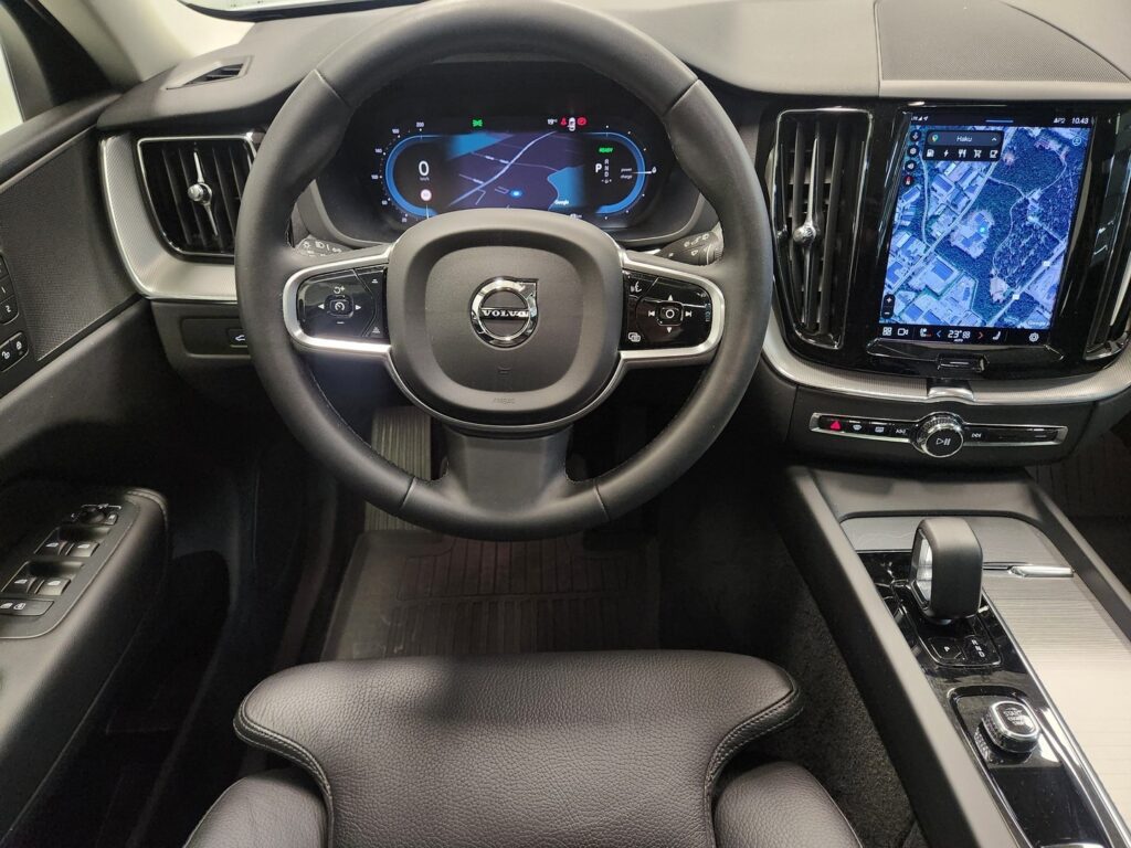 Volvo XC60, image 11