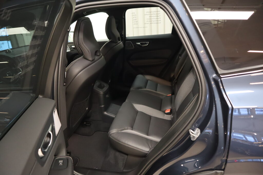 Volvo XC60, image 10