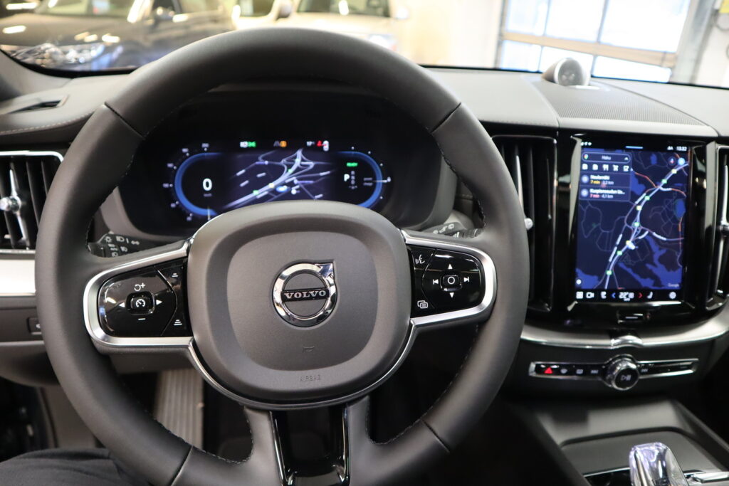 Volvo XC60, image 13