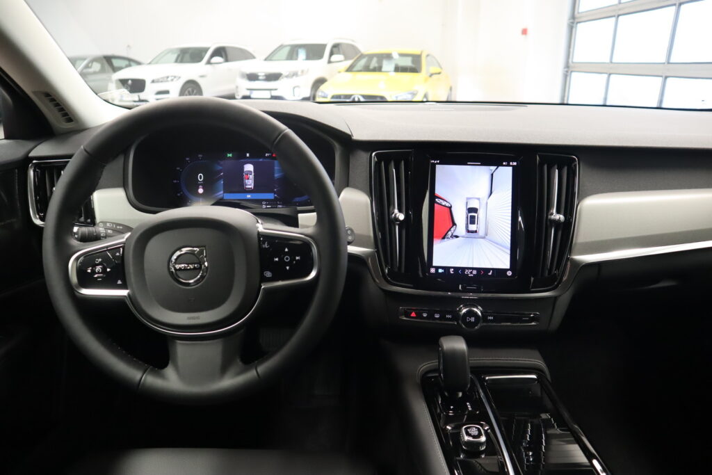 Volvo V90, image 16