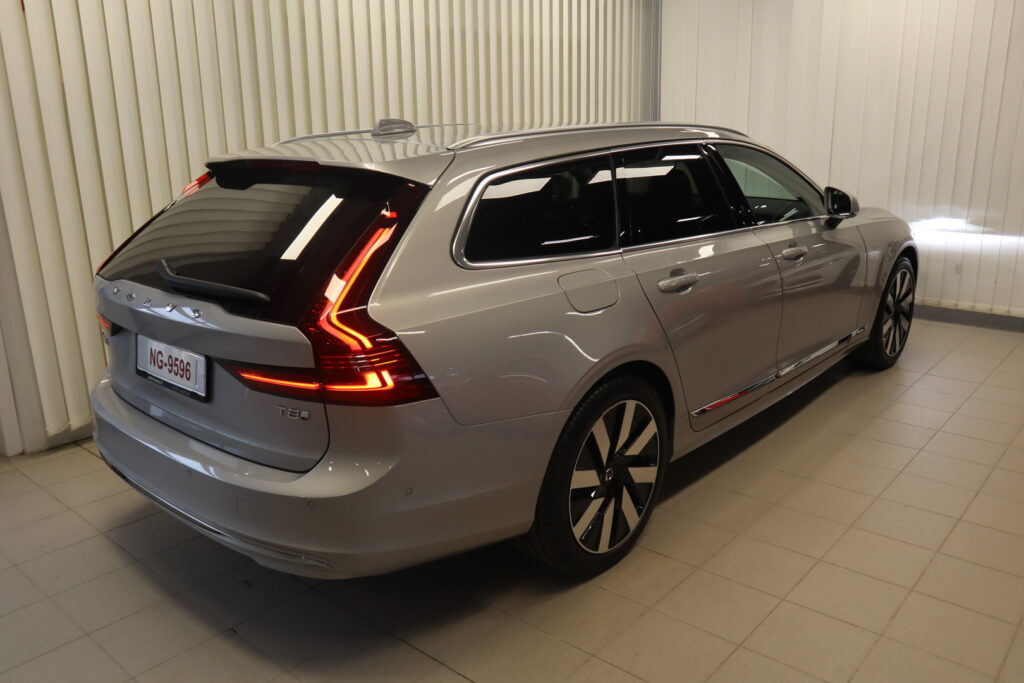 Volvo V90, image 7