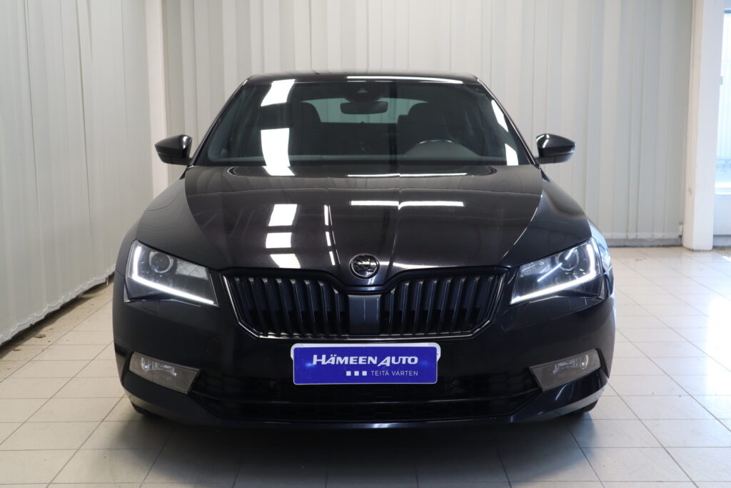 Skoda Superb, image 3