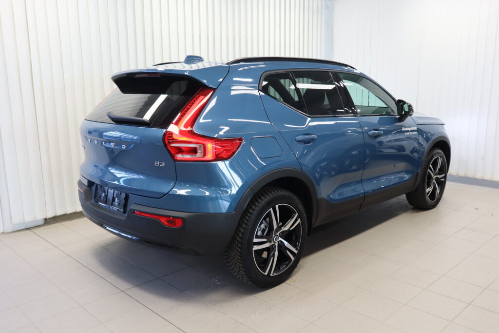 Volvo XC40, image 3