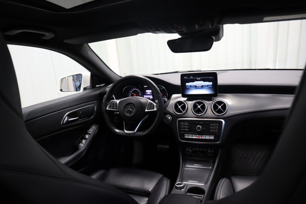 Mercedes-Benz CLA, image 12