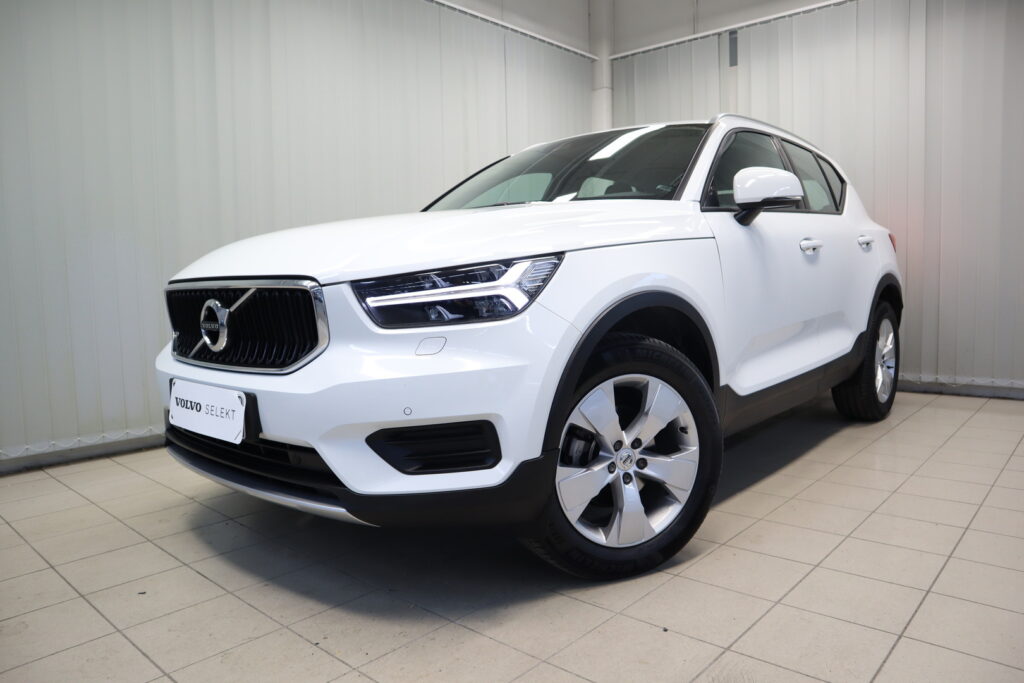 Volvo XC40, image 2