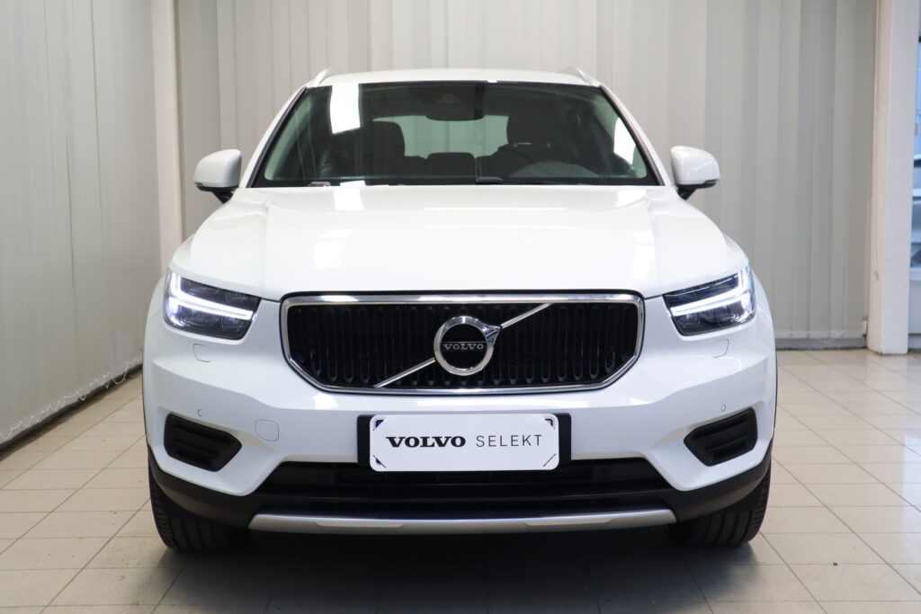 Volvo XC40, image 3