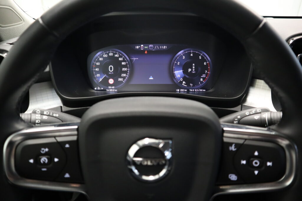 Volvo XC40, image 6