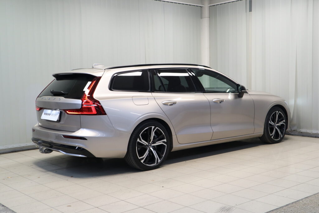 Volvo V60, image 24