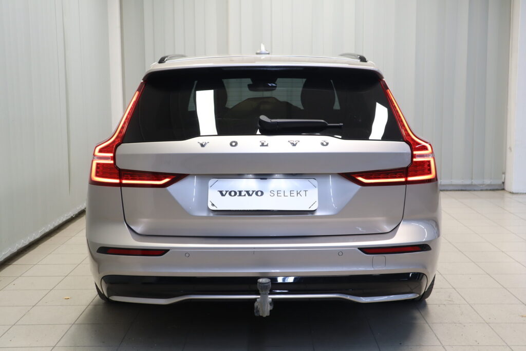 Volvo V60, image 25