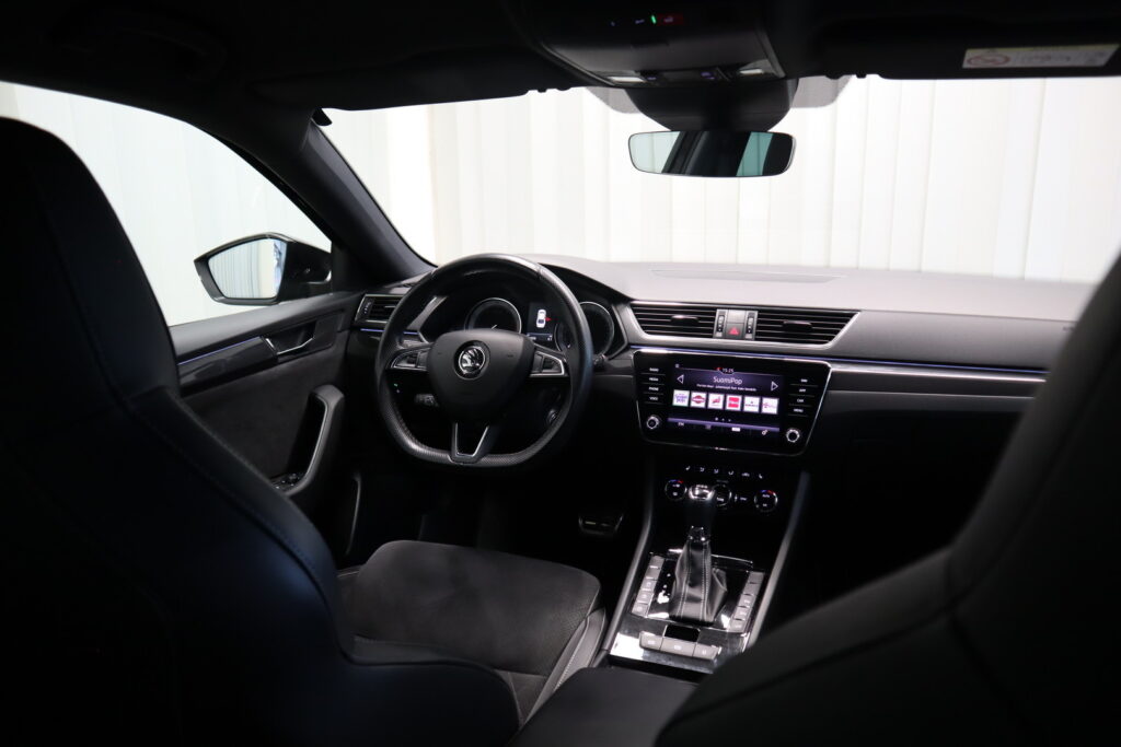 Skoda Superb, image 19