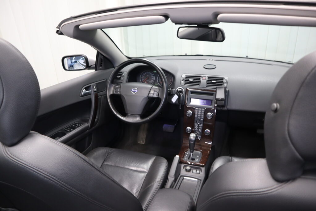 Volvo C70, image 8