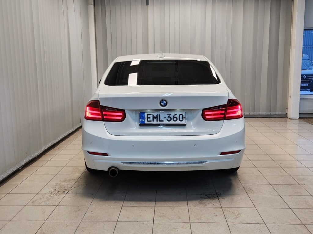 BMW 320, image 3