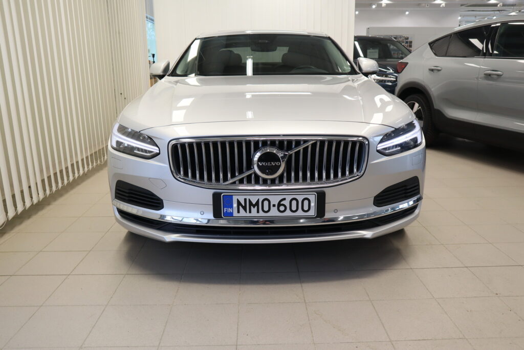Volvo S90, image 2