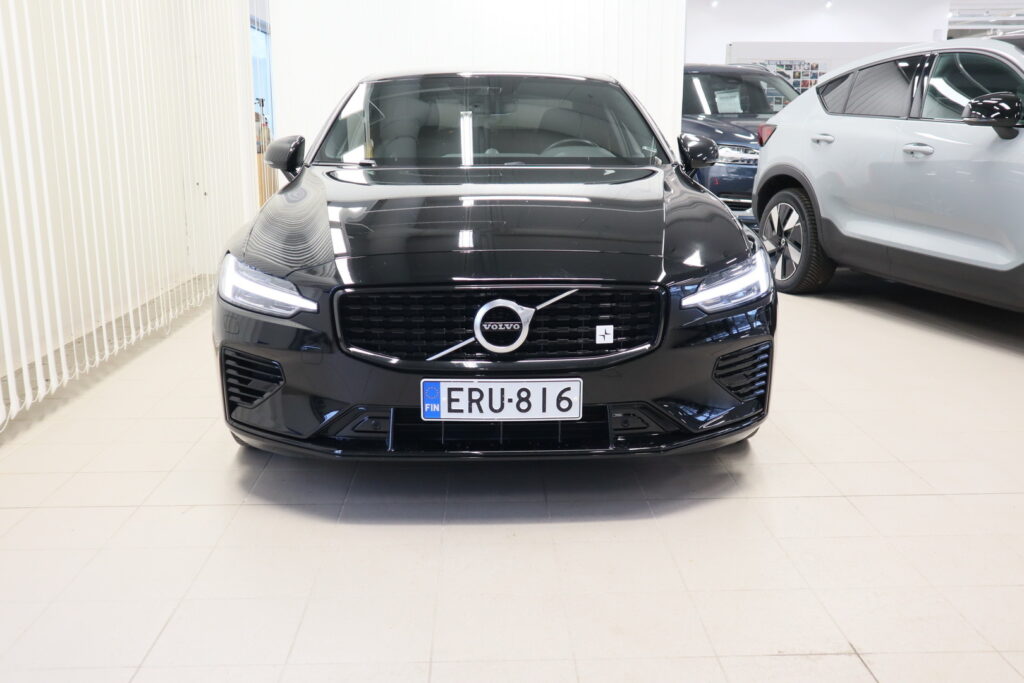 Volvo S60, image 2