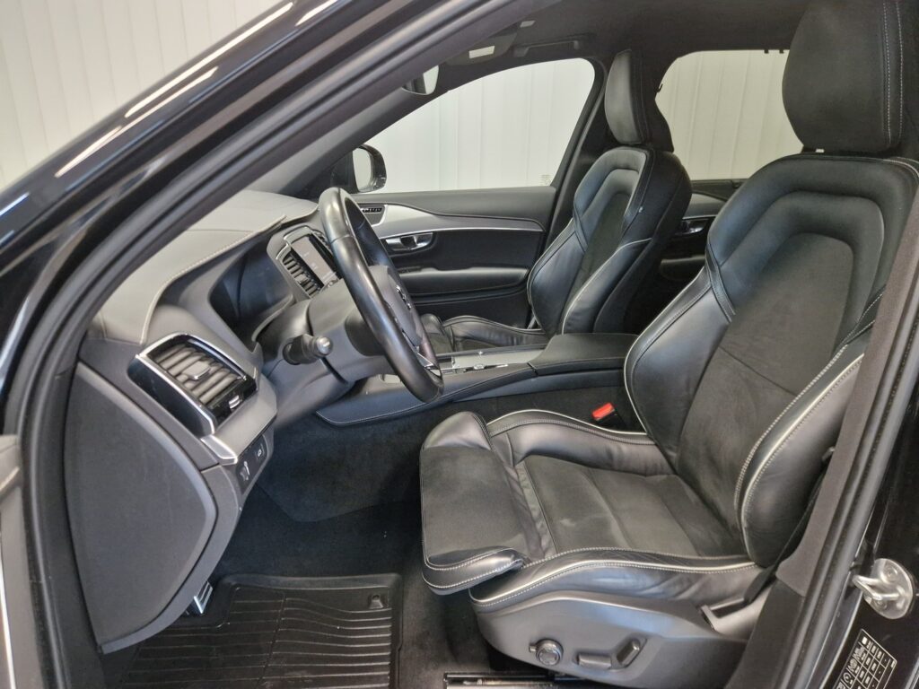 Volvo XC90, image 10