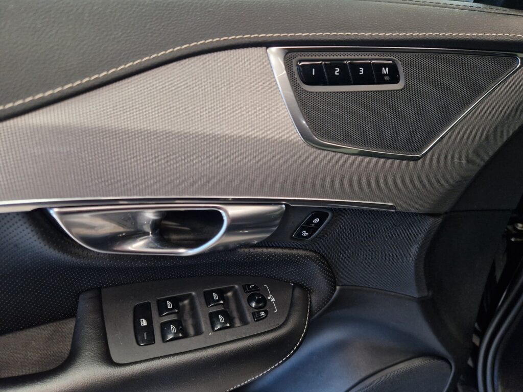 Volvo XC90, image 22