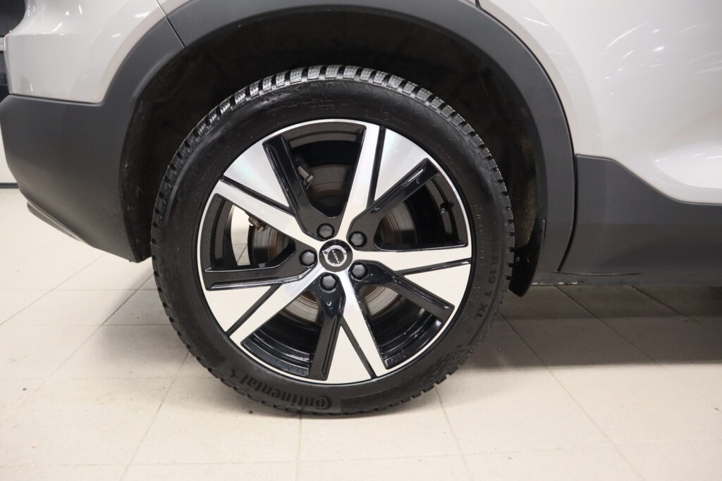 Volvo XC40, image 13