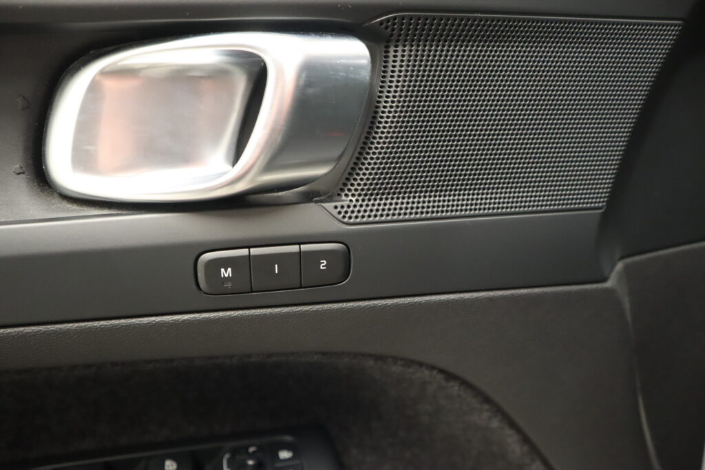 Volvo XC40, image 15