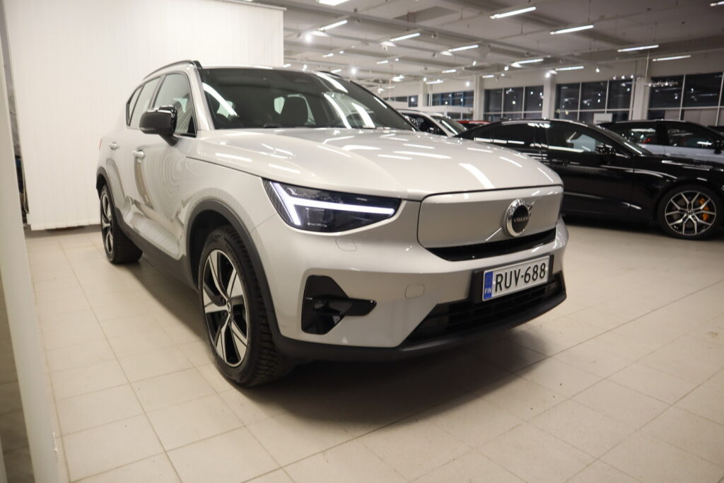 Volvo XC40, image 3