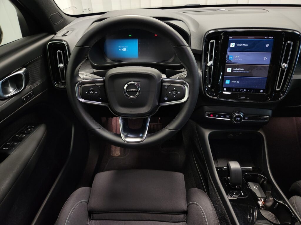 Volvo C40, image 11