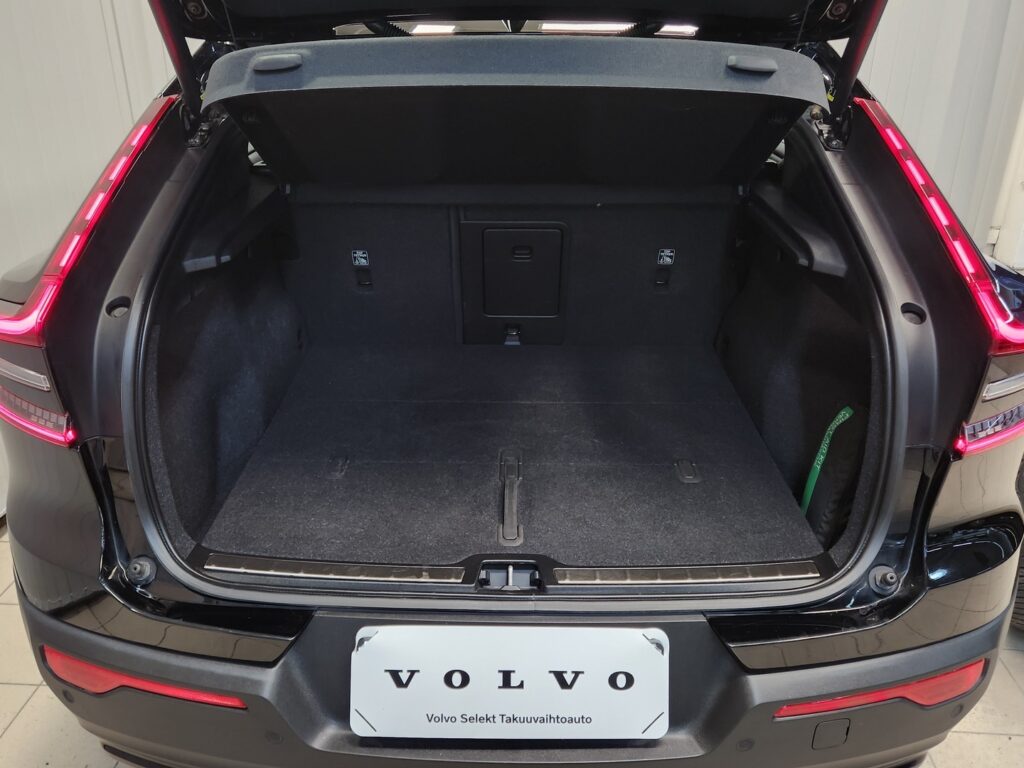 Volvo C40, image 21