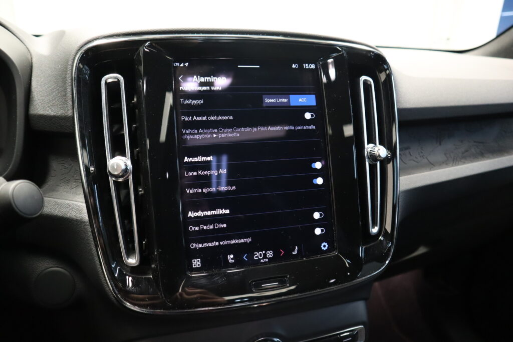 Volvo C40, image 14
