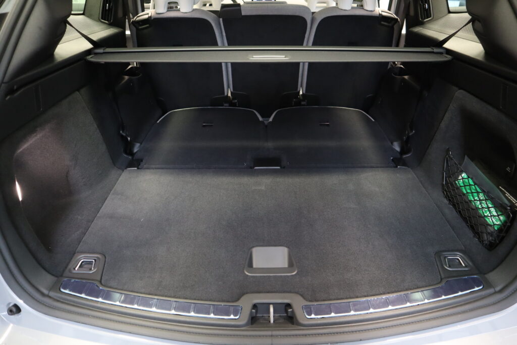 Volvo EX90, image 16