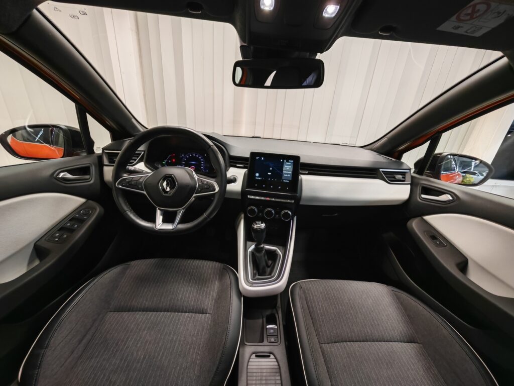 Renault Clio, image 11