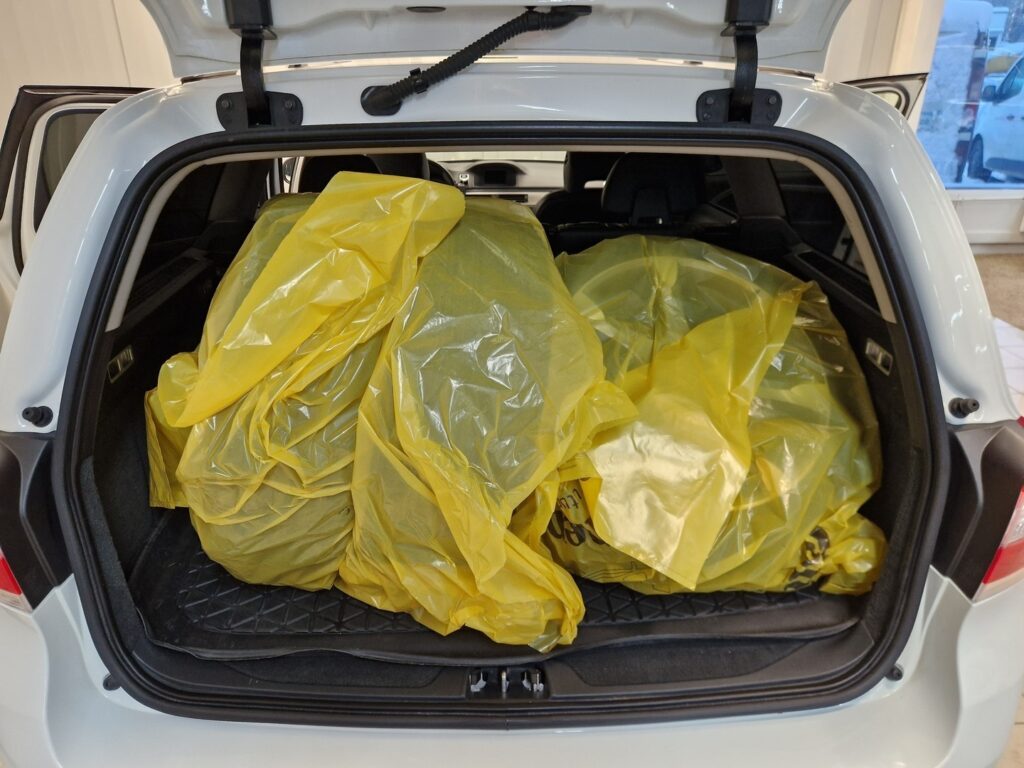 Volvo V70, image 16