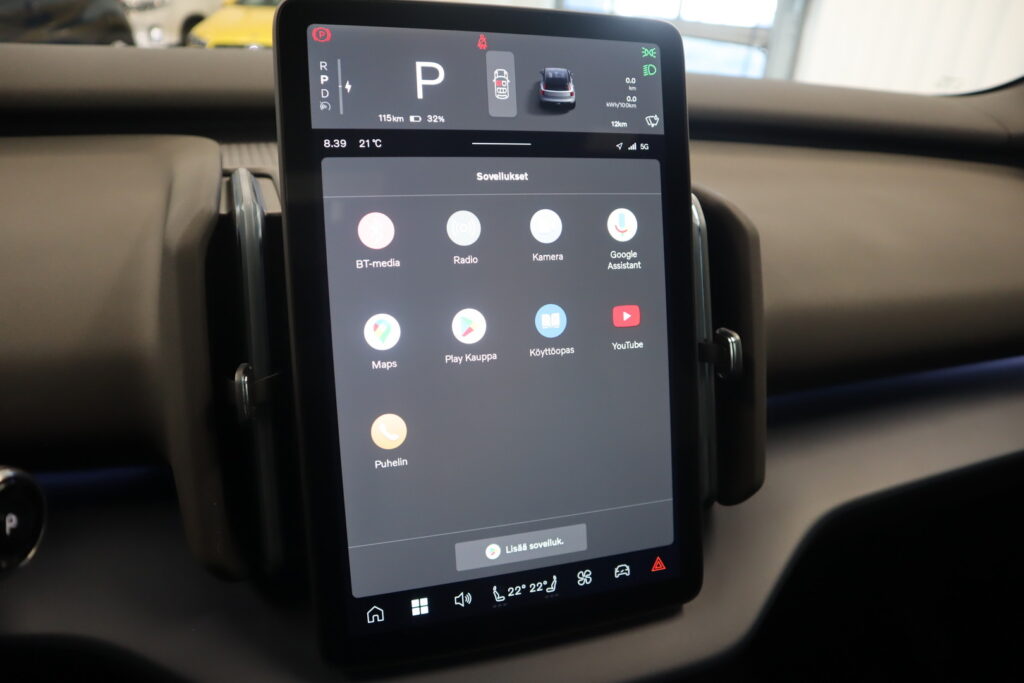 Volvo EX30, image 18