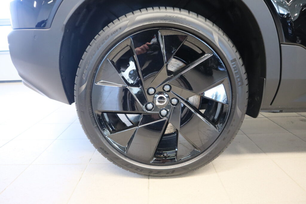 Volvo EC40, image 17