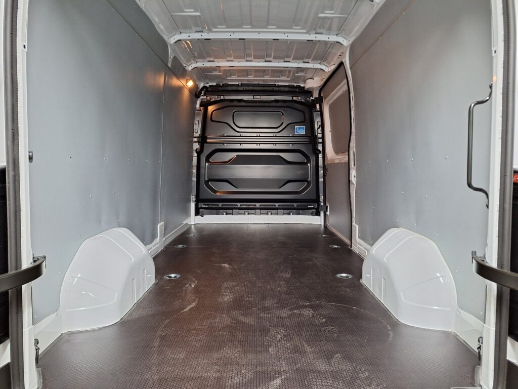 Renault Master, image 12