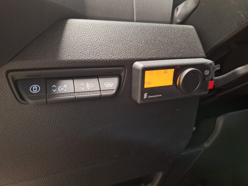 Renault Master, image 16