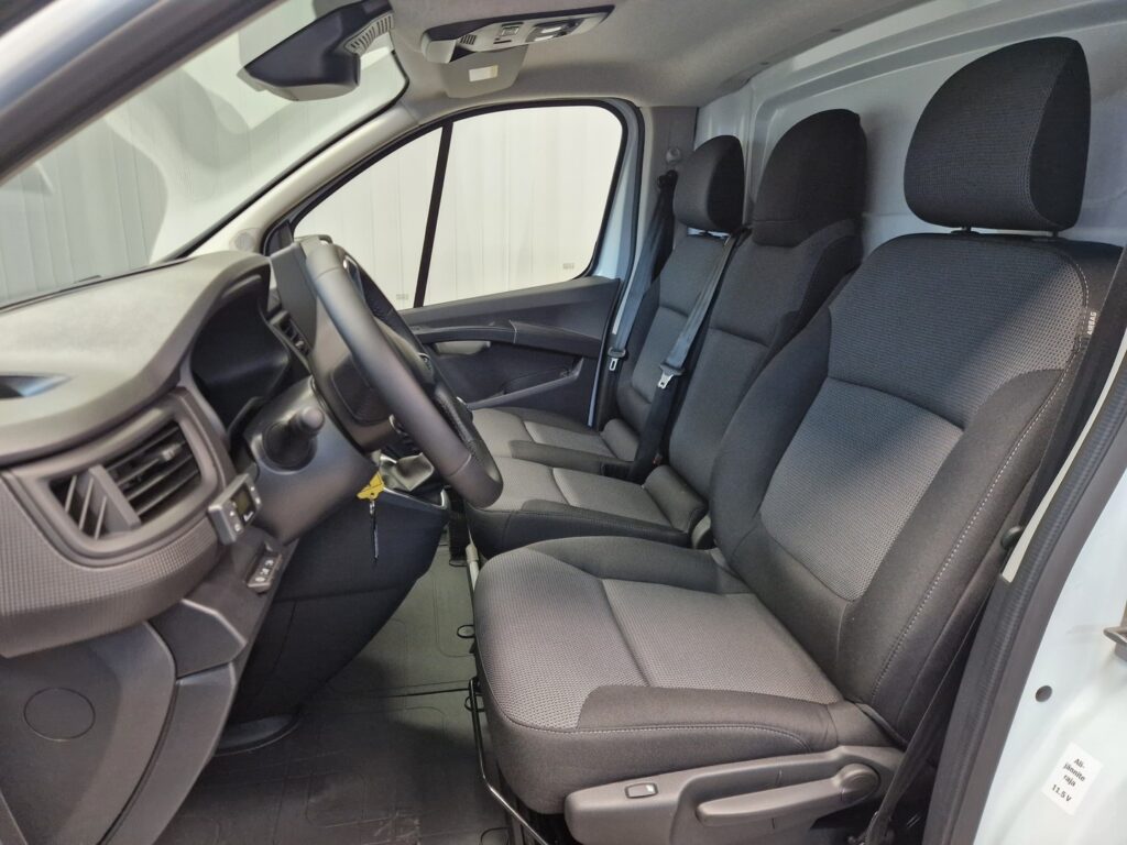 Renault Trafic, image 13